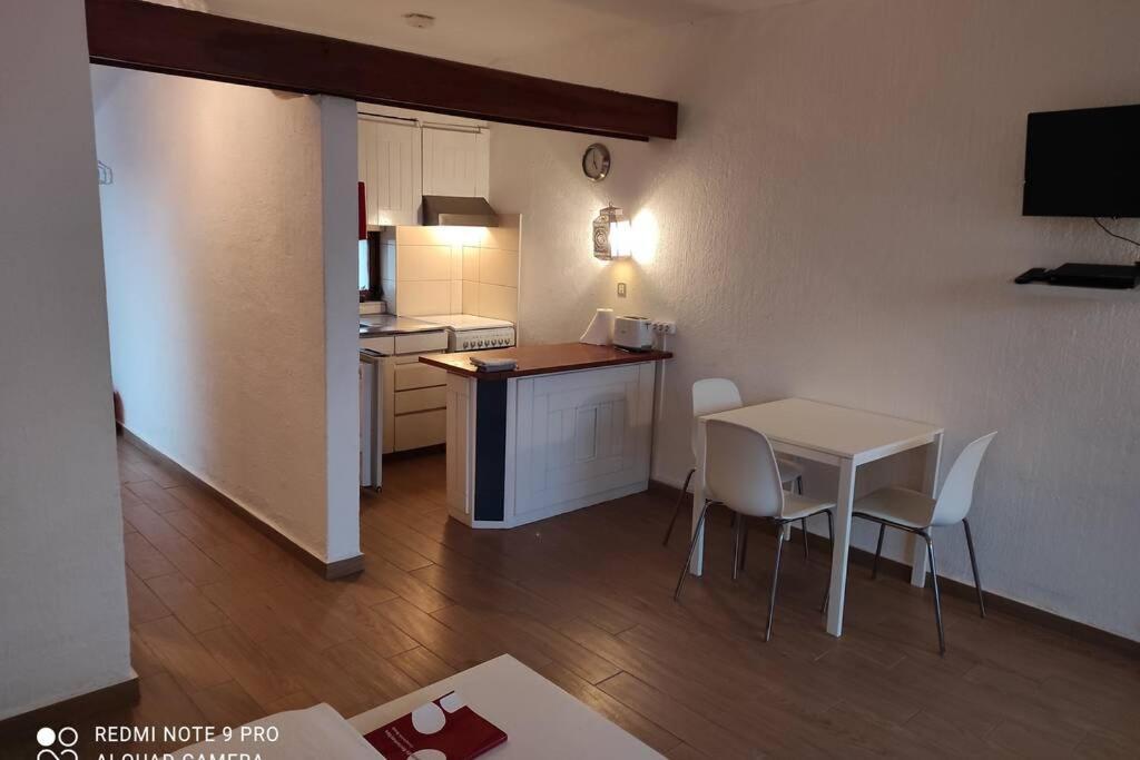 Fabulous Sea View Studio Near Old Town Albufeira Exteriör bild