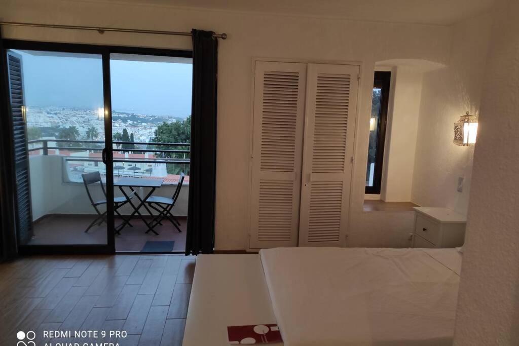 Fabulous Sea View Studio Near Old Town Albufeira Exteriör bild