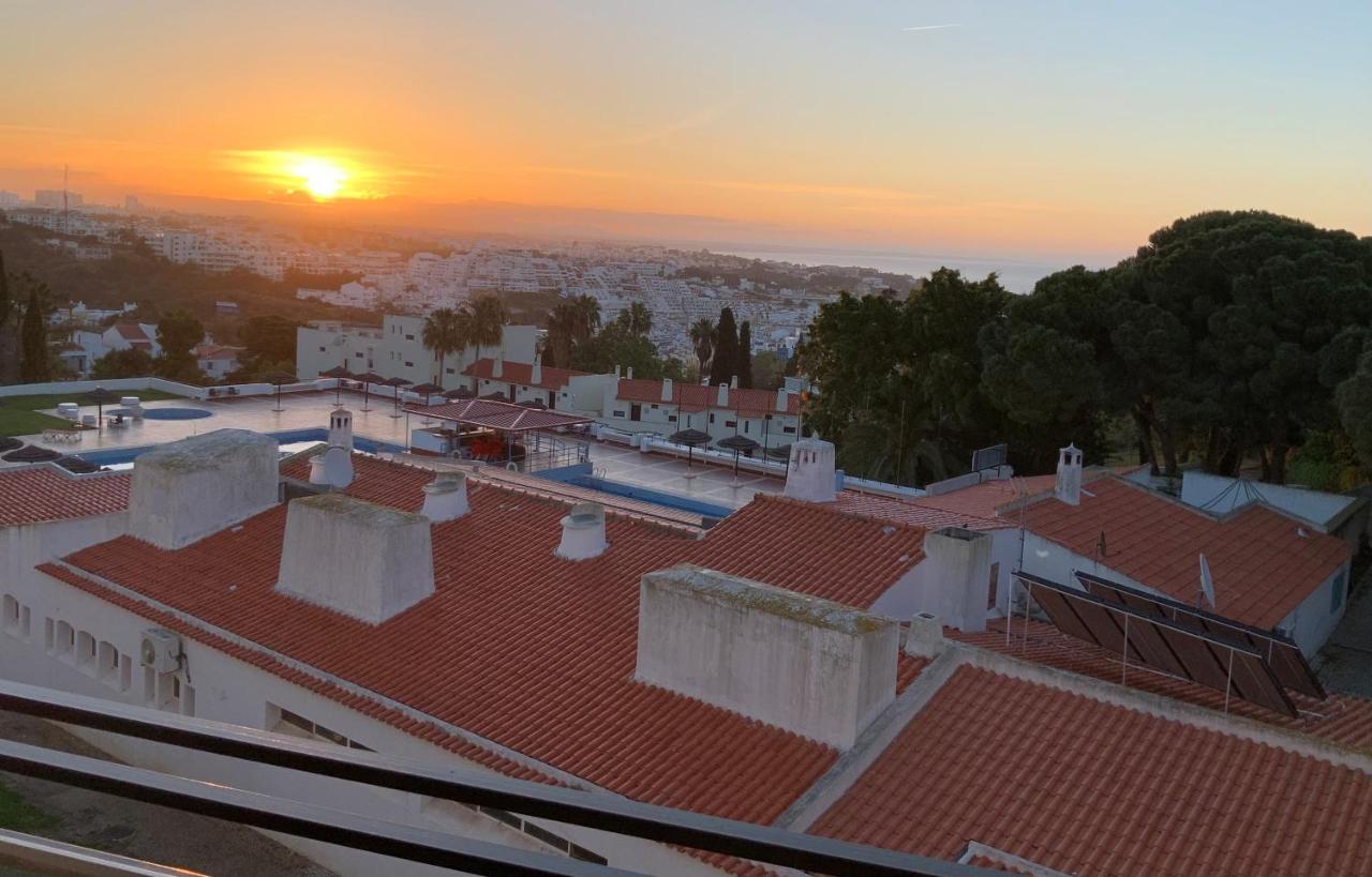 Fabulous Sea View Studio Near Old Town Albufeira Exteriör bild